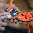 Страхувальний пристрій Petzl Neox