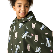 Дитяче водонепроникне пальто Regatta Junior Changing Robe Dark Khaki Cat Dog