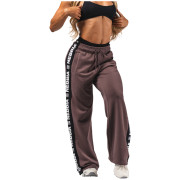 Жіночі спортивні штани Nebbia Straight Leg Sweatpants Urban коричневий DARK BROWN