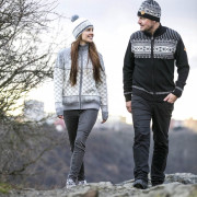 В'язана шапка Merino Kama A117