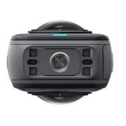 Камера Insta360 X5