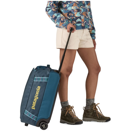 Валіза Patagonia Black Hole Wheeled Duffel 40L