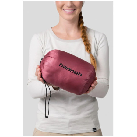 Жіноча стьобана куртка Hannah Betlis