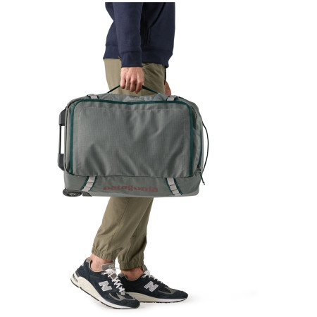 Валіза Patagonia Black Hole Wheeled Duffel 40L