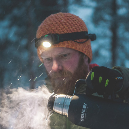 Як вибрати налобний ліхтарик для бігу (і не тільки для нього)