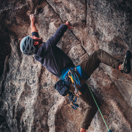 Досягни вершини - все для альпіністів та скелелазів