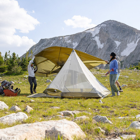 Одягайся по-весняному