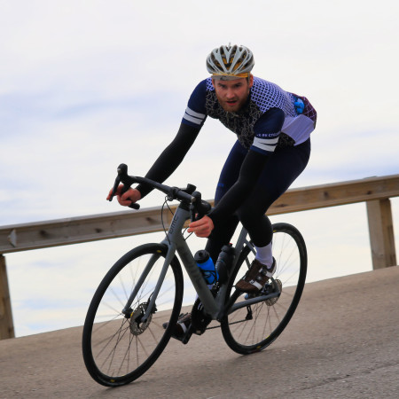 Як правильно одягнутися для поїздки велосипедом?