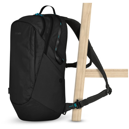 Рюкзак Pacsafe Pacsafe ECO 25L backpack