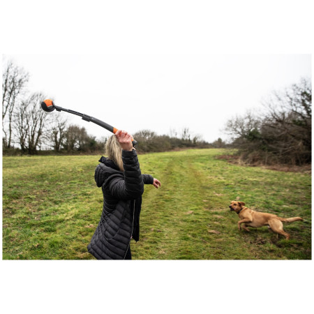 Іграшка для собак Mountain Paws Adjustable dog ball launcher