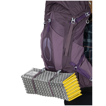 Жіночий туристичний рюкзак Osprey Aura Ag 50