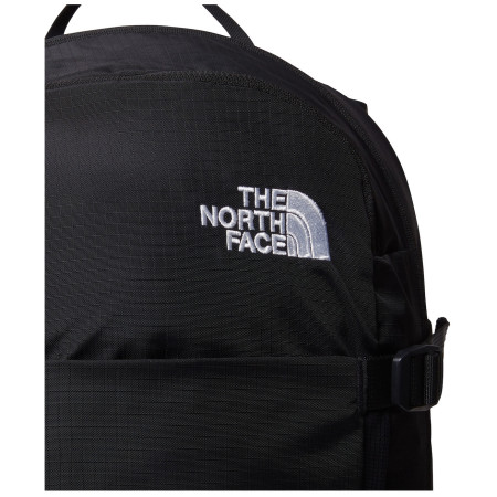 Малий туристичний рюкзак The North Face Basin 24