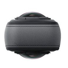 Камера Insta360 X5