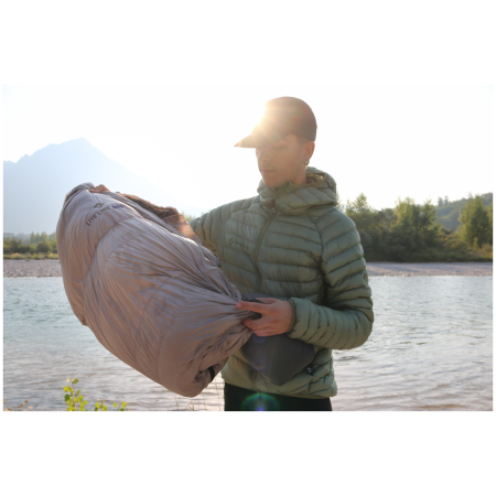 Пуховий спальник Cumulus Lite Line 300