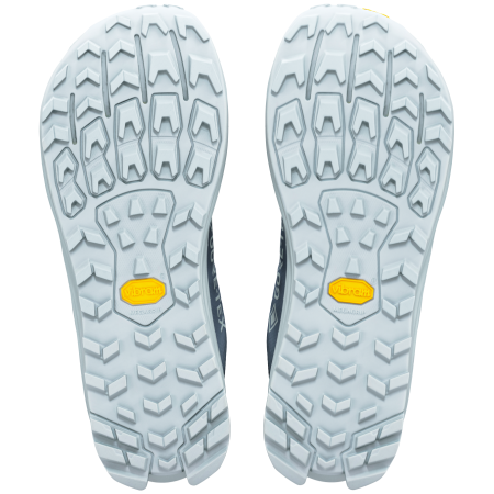 Жіночі кросівки Altra Lone Peak 9+ GTX