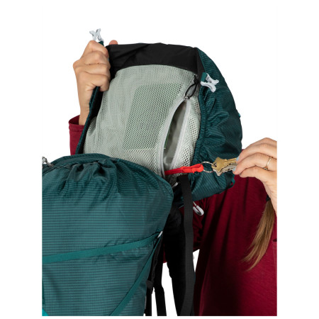 Жіночий туристичний рюкзак Osprey Eja 48