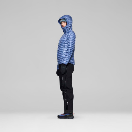 Жіноча пухова куртка Norrona trollveggen down800 super light Hood