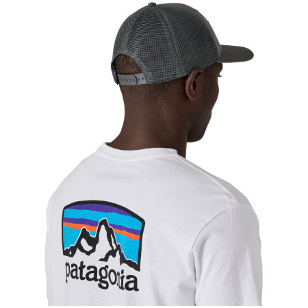 Кепка Patagonia P-6 Logo Trucker Hat
