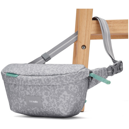 Поясна сумка Pacsafe GO sling pack