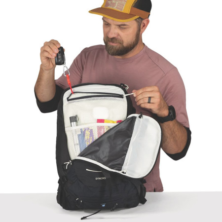 Туристичний рюкзак Osprey Syncro 20