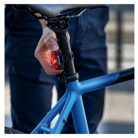 Задній ліхтар Sigma Infinity