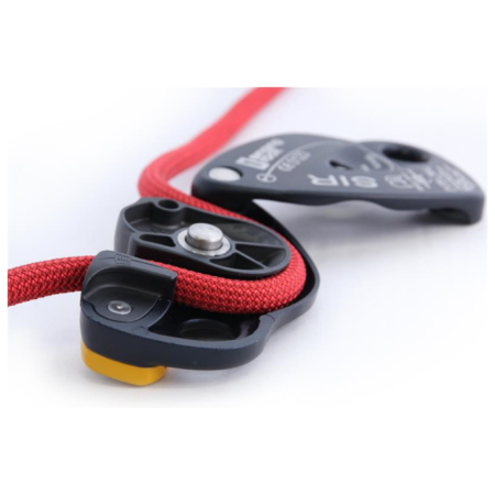 Slaňovací brzda Singing Rock Sir