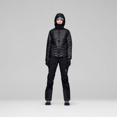 Жіноча пухова куртка Norrona trollveggen down800 super light Hood