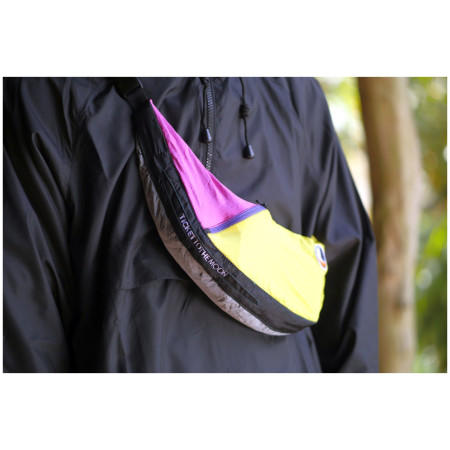 Поясна сумка Ticket to the moon Upcycled Sling Bag Unique Edition