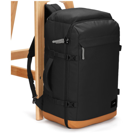Дорожній рюкзак Pacsafe GO 44L Carry-on
