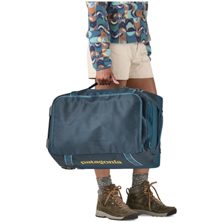 Валіза Patagonia Black Hole Wheeled Duffel 40L