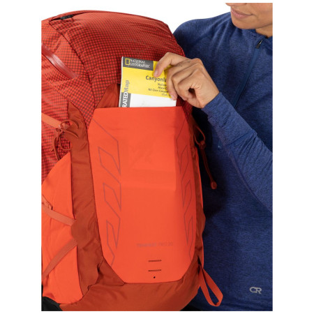 Жіночий туристичний рюкзак Osprey Tempest Pro 30