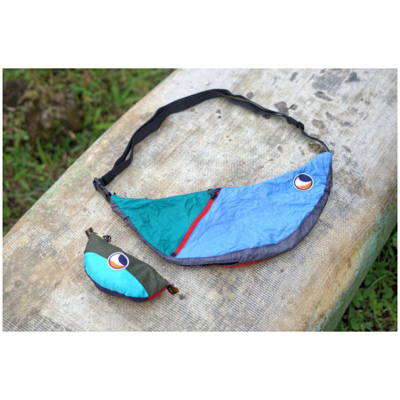 Поясна сумка Ticket to the moon Upcycled Sling Bag Unique Edition