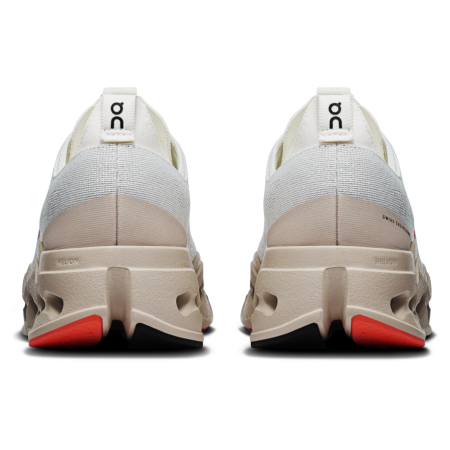 Жіночі кросівки On Running Cloudsurfer Max