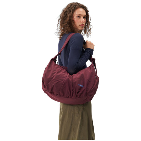 Сумка через плече Aevor Slouchy Bag