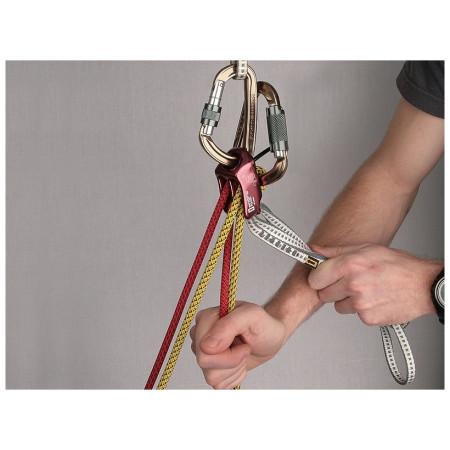 Jistítko Singing Rock Shuttle