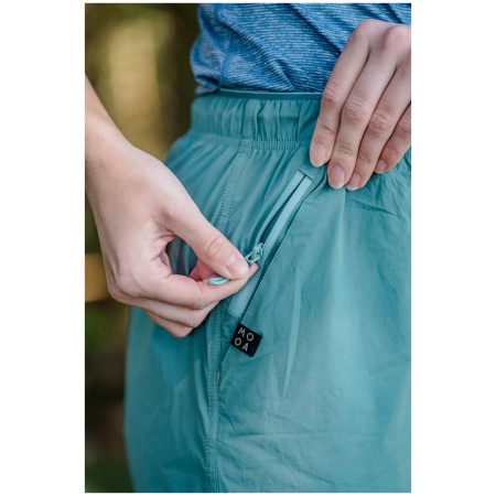 Жіночі шорти MOOA Esent short