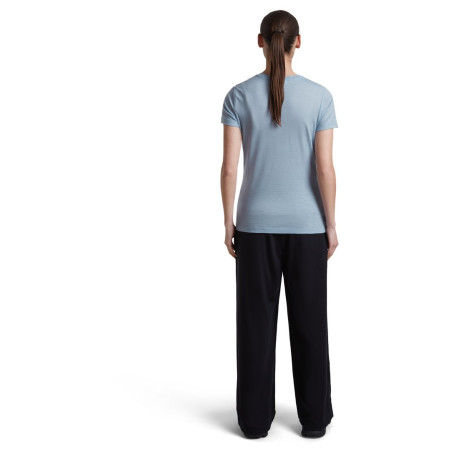 Жіноча функціональна футболка Icebreaker Women M 150 Tech Lite SS Tee IBStitchlin