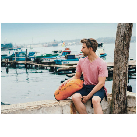 Водонепроникний чохол LifeVenture Ultralight Dry Bag 15L
