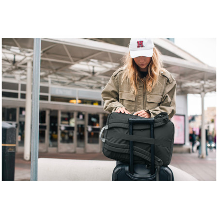 Дорожній рюкзак Pacsafe GO Carry-on Backpack 34L