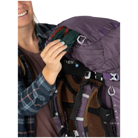 Жіночий туристичний рюкзак Osprey Aura Ag 50