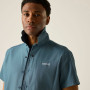 Чоловіча сорочка Regatta Anti-Insect Travel Light S/S Shirt
